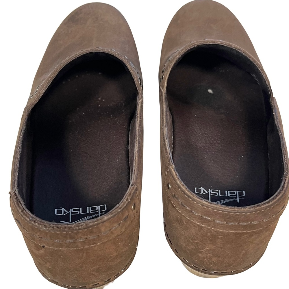Dansko Mavis Brown Suede Studded Clogs Sz 40 (US 9-9.5) Slip On Shoe EUC - Picture 6 of 9